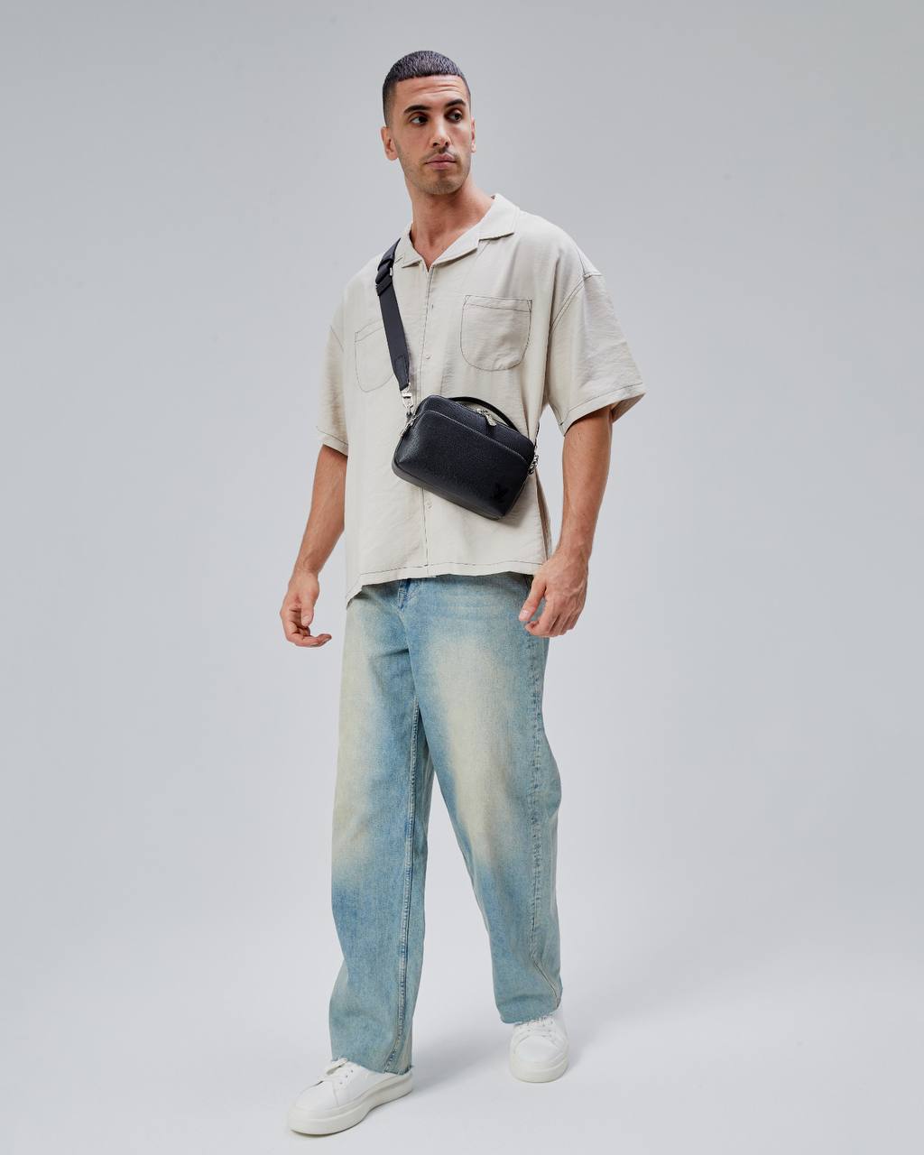 Avenue Messenger Taiga